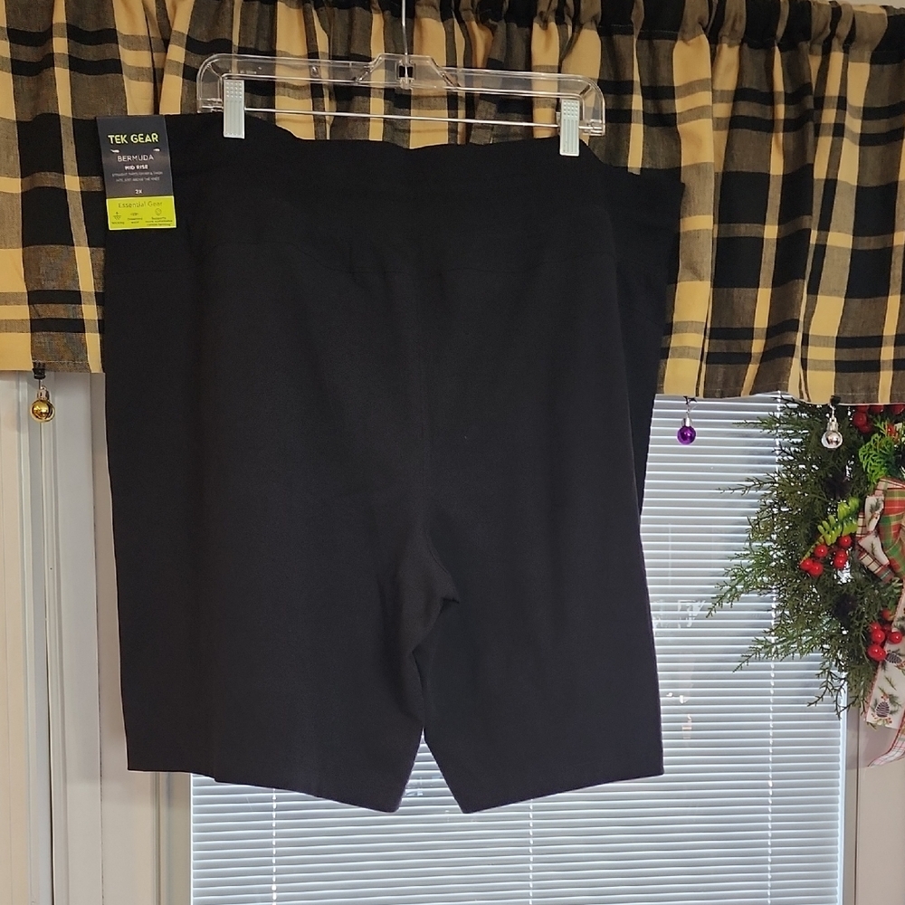 Tek Gear Womens Black Mid Rise Shorts. - Picture 2 of 5